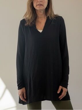Calypso St. Barth Black V-Neck Long Sleeve Tunic